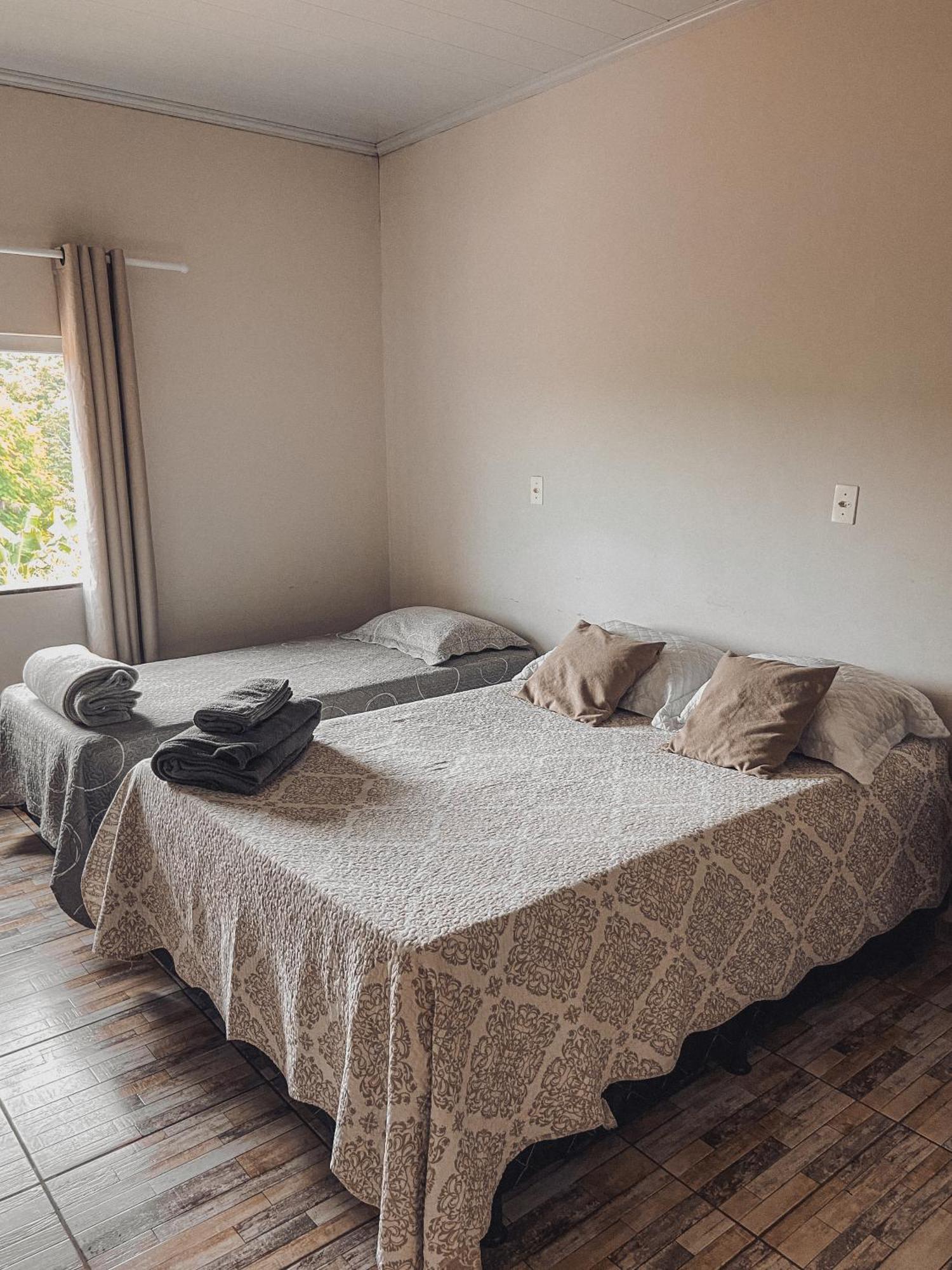 Hostel Network - Quartos Privativos Anápolis Esterno foto