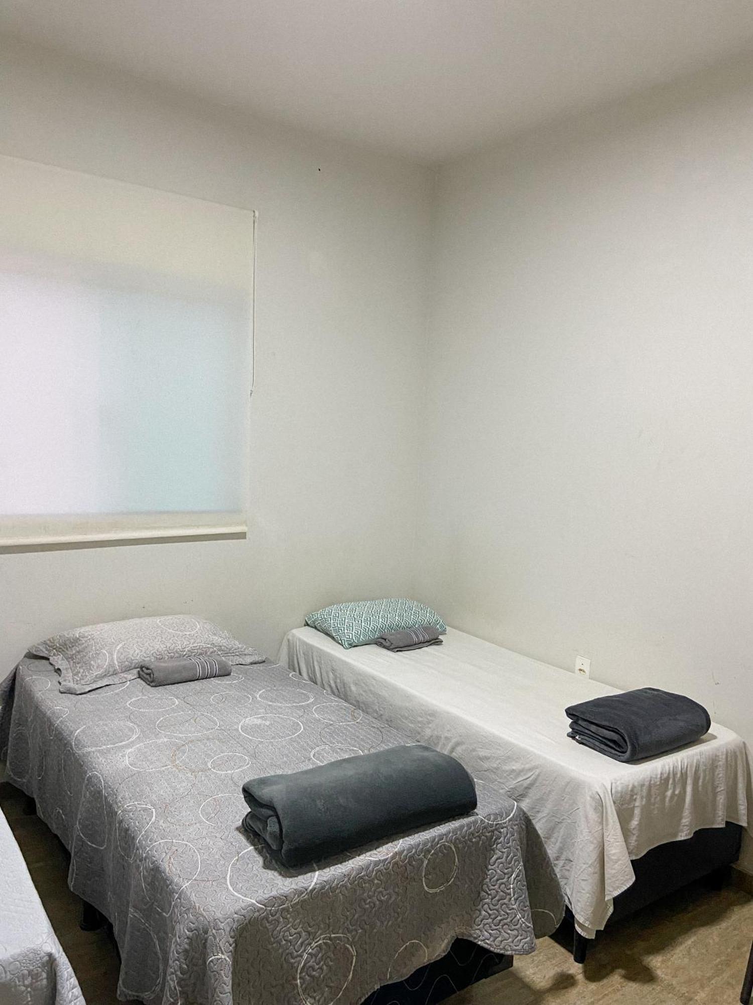 Hostel Network - Quartos Privativos Anápolis Esterno foto